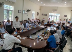 Đoàn công tác Tỉnh ủy làm việc với lãnh đạo các doanh nghiệp tại Khu công nghiệp Hòa Phú