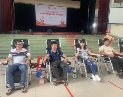 50 đoàn viên công đoàn thuộc Công đoàn ngành Công Thương tham gia hiến máu tình nguyện