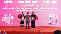 Đồng chí Nguyễn Hữu Phúc tham dự chương trình