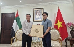 Lãnh đạo Tỉnh thăm và làm việc tại Đại sứ quán Việt Nam tại UAE
