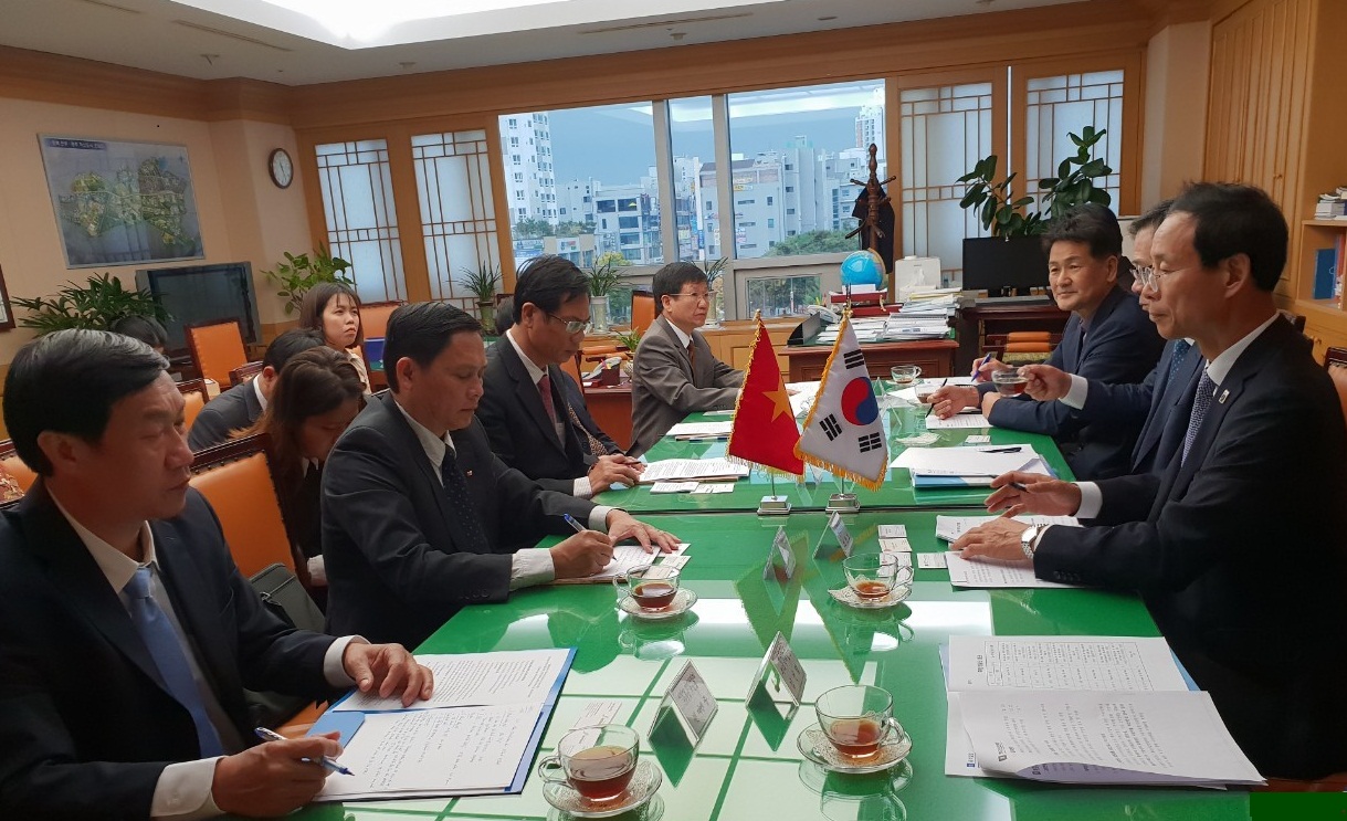 Lãnh đạo Uỷ ban nhân dân tỉnh thăm và làm việc tại tỉnh Jeollabuk - Hàn Quốc