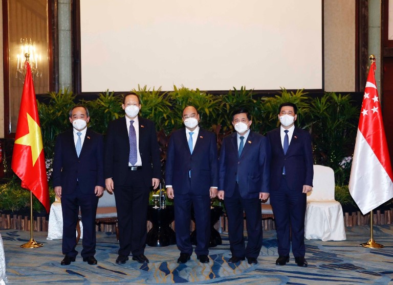 Một số hoạt động của Bộ trưởng Nguyễn Hồng Diên tại chuyến thăm cấp Nhà nước của Chủ tịch nước Nguyễn Xuân Phúc tới Xinh-ga-po