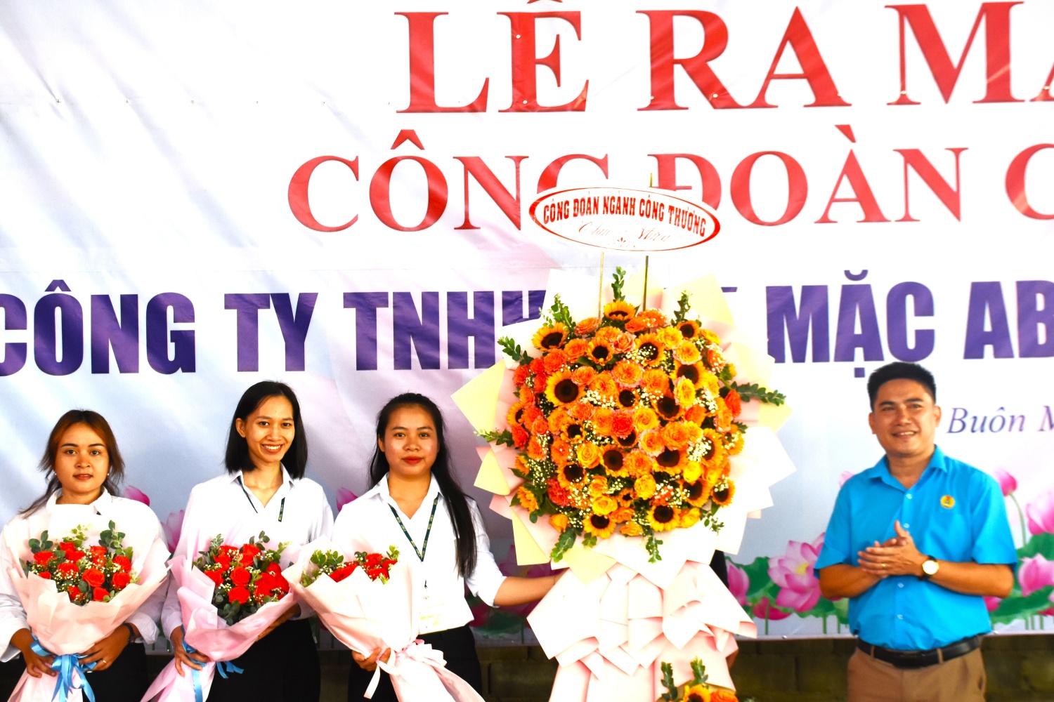 Công đoàn ngành Công Thương tỉnh Đắk Lắk tổ chức chức Lễ ra mắt công đoàn cơ sở Công ty TNHH May mặc Able Joy Đắk Lắk, kết nạp 767 CNLĐ vào tổ chức công đoàn