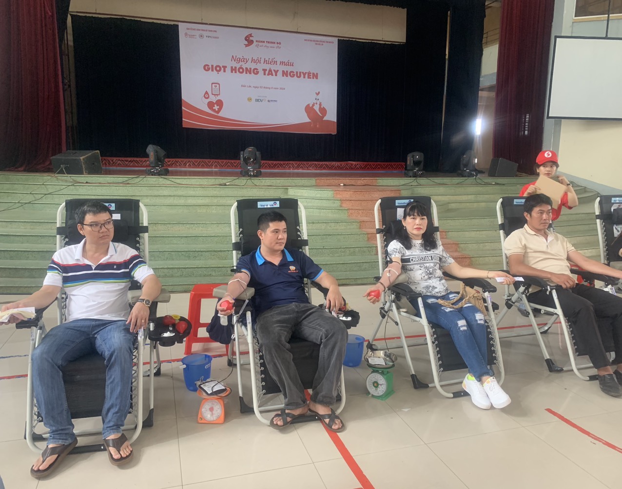50 đoàn viên công đoàn thuộc Công đoàn ngành Công Thương tham gia hiến máu tình nguyện