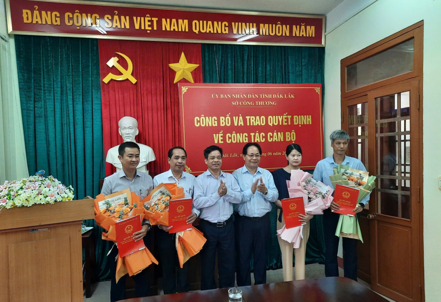 Sở Công Thương Đắk Lắk: điều động và bổ nhiệm Giám đốc và các phó Giám đốc Trung tâm Khuyến công và Xúc tiến Thương mại