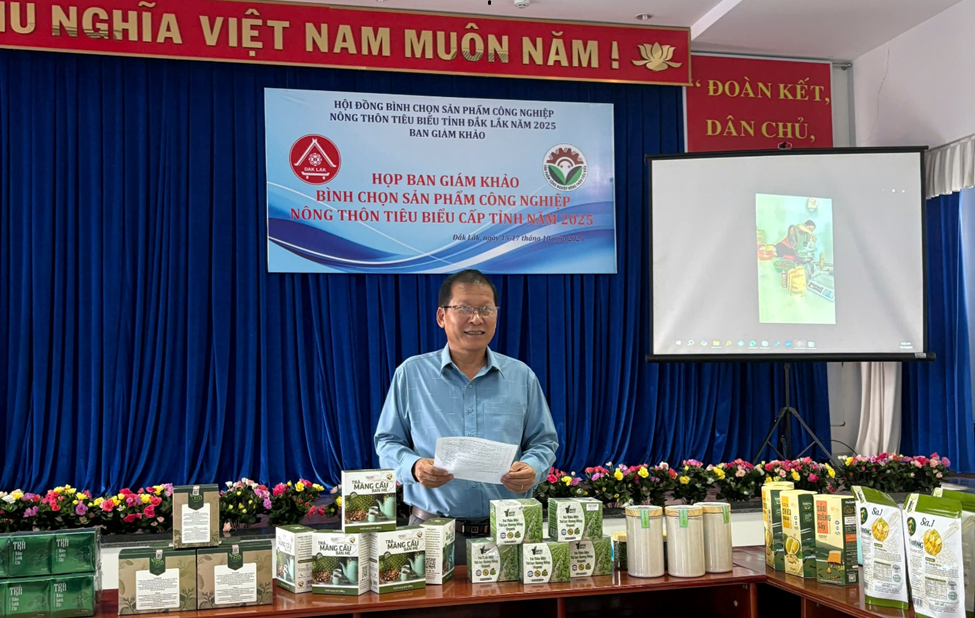 Họp Ban giám khảo bình chọn sản phẩm công nghiệp nông thôn tiêu biểu tỉnh Đắk Lắk năm 2025