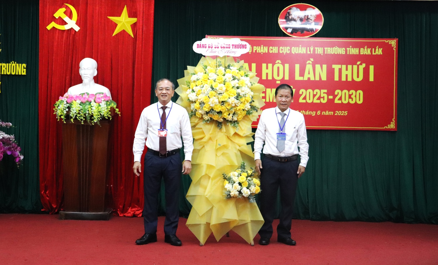 tang hoa