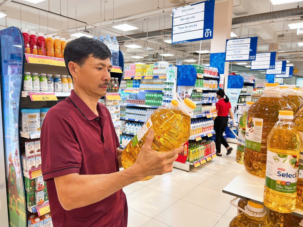 Tăng cường tổ chức các hoạt động khuyến mại, phục vụ mùa tựu trường, Tết Trung thu, Lễ Quốc khánh 2/9