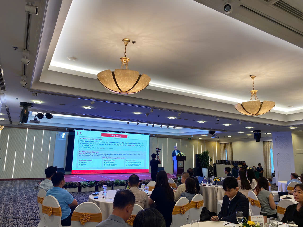 Đại diện Trường Đại học Ngoại thương phát biểu tại Hội thảo về Hiệp định RCEP